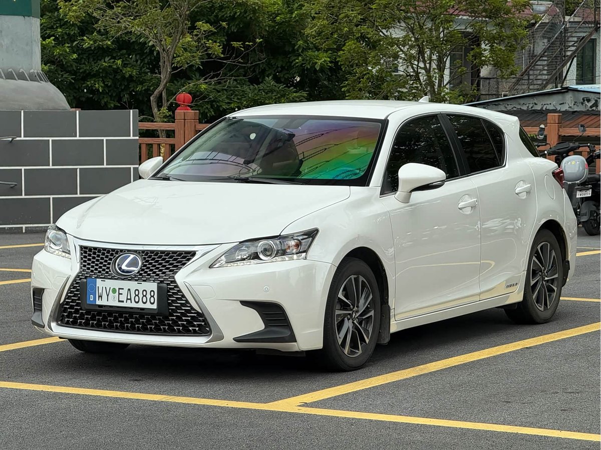Lexus CT