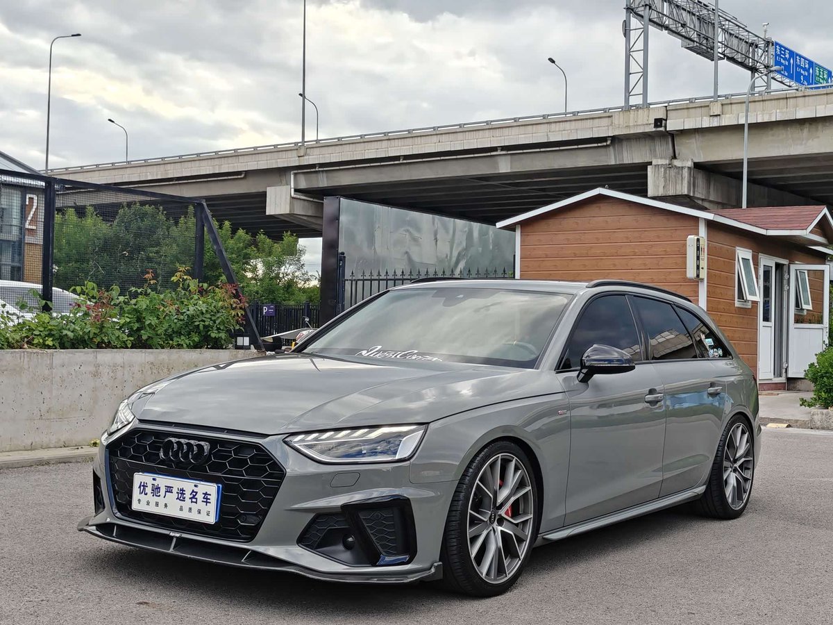 Audi A4
