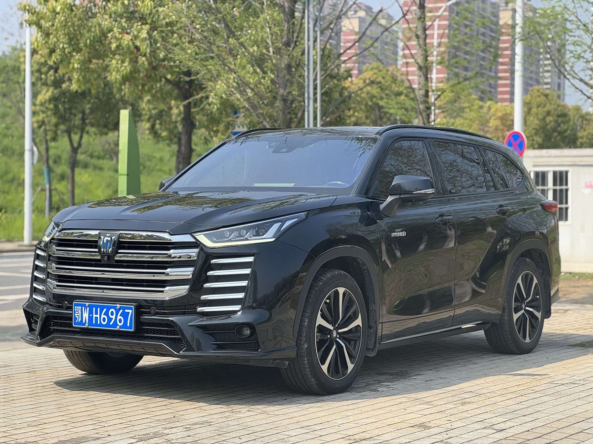 Toyota Crown Land Cruiser