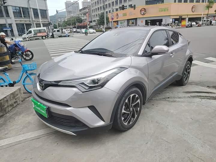 Toyota C-HR IZOA