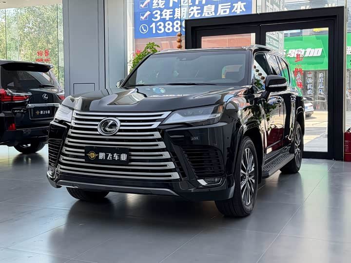 Lexus LX