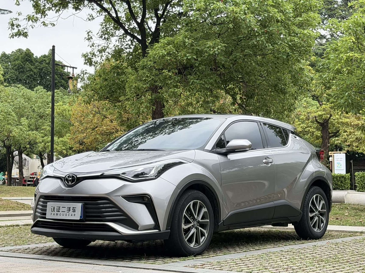Toyota C-HR IZOA