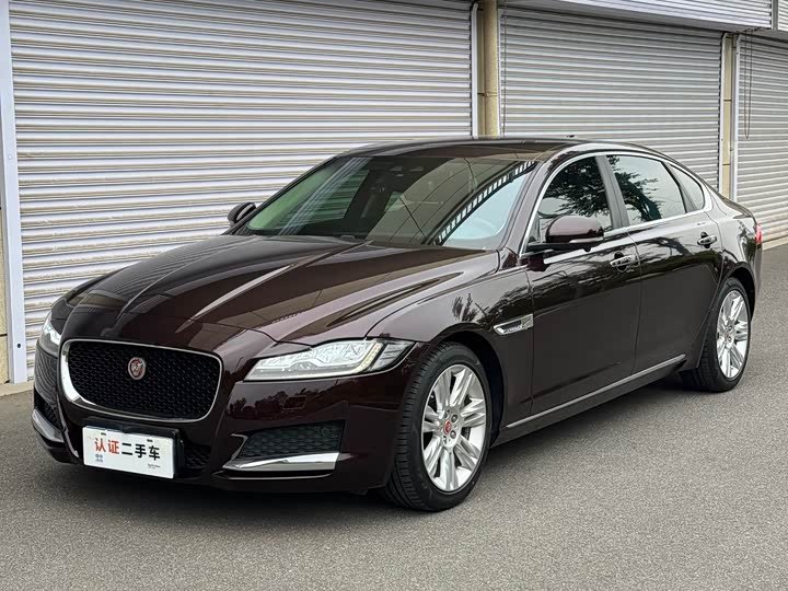 Jaguar XFL
