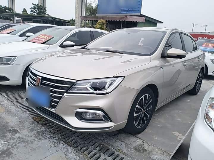 Roewe i5