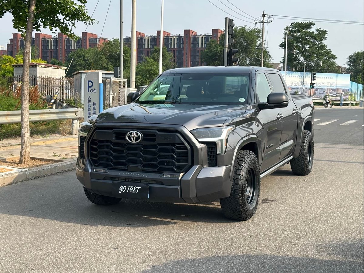 Toyota Tundra