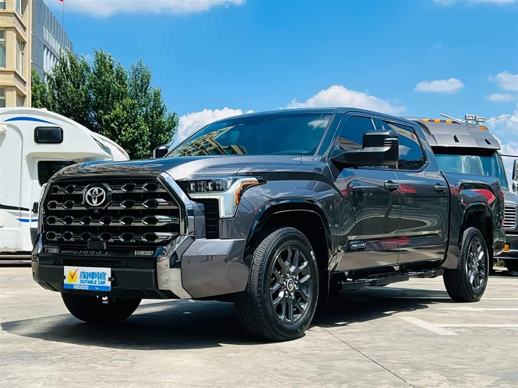 Toyota Tundra