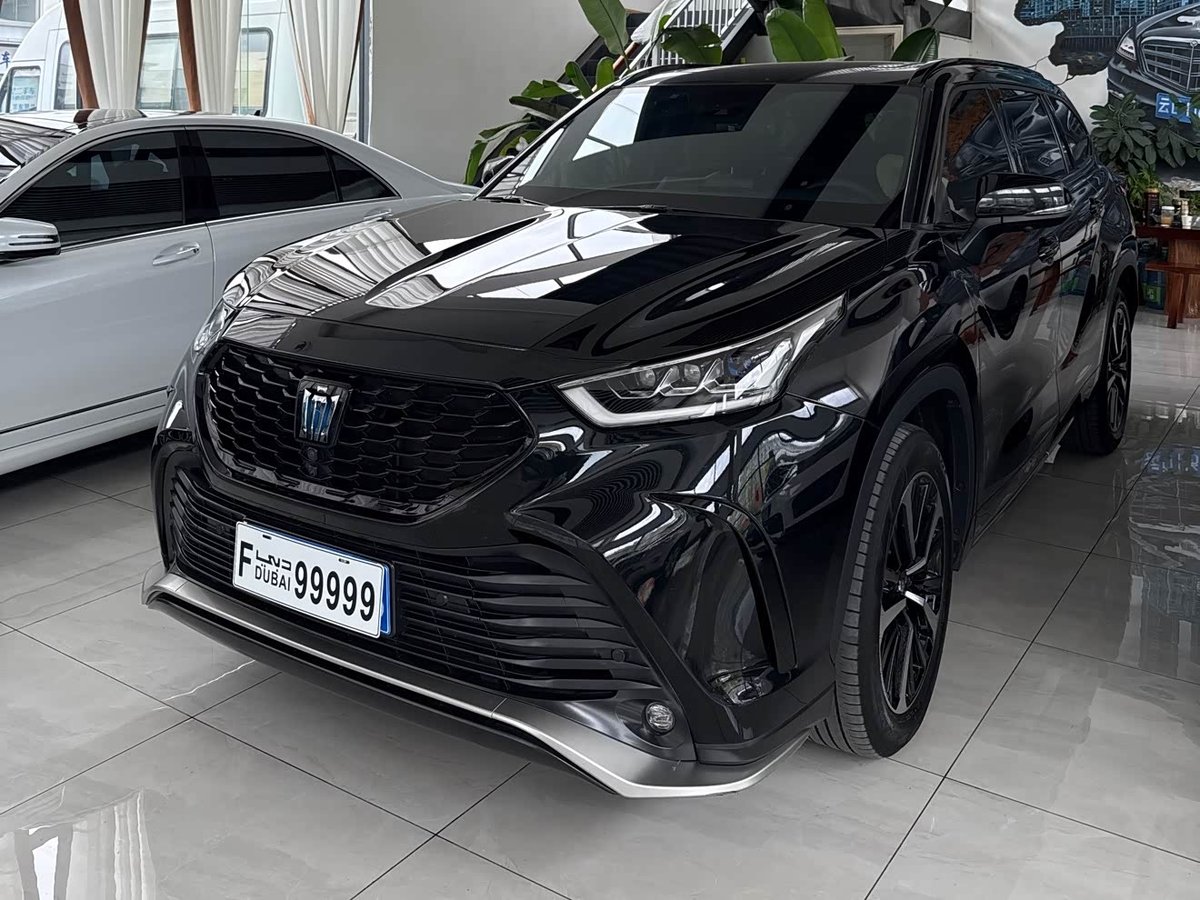 Toyota Crown Land Cruiser