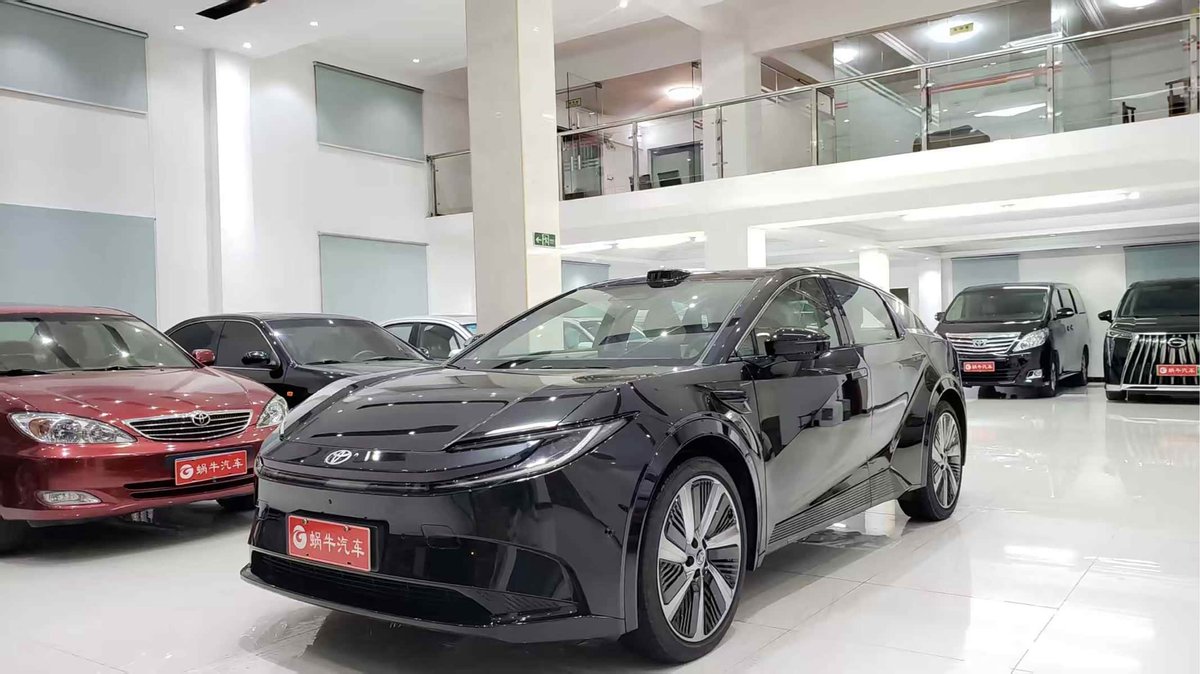 Toyota bZ5