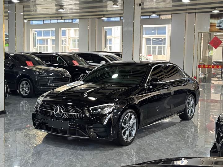 Mercedes-Benz E
