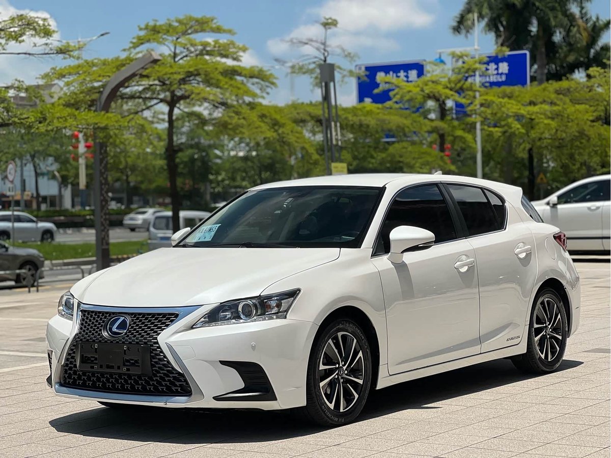 Lexus CT
