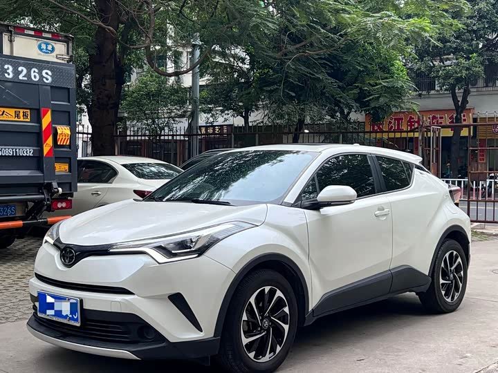 Toyota C-HR IZOA