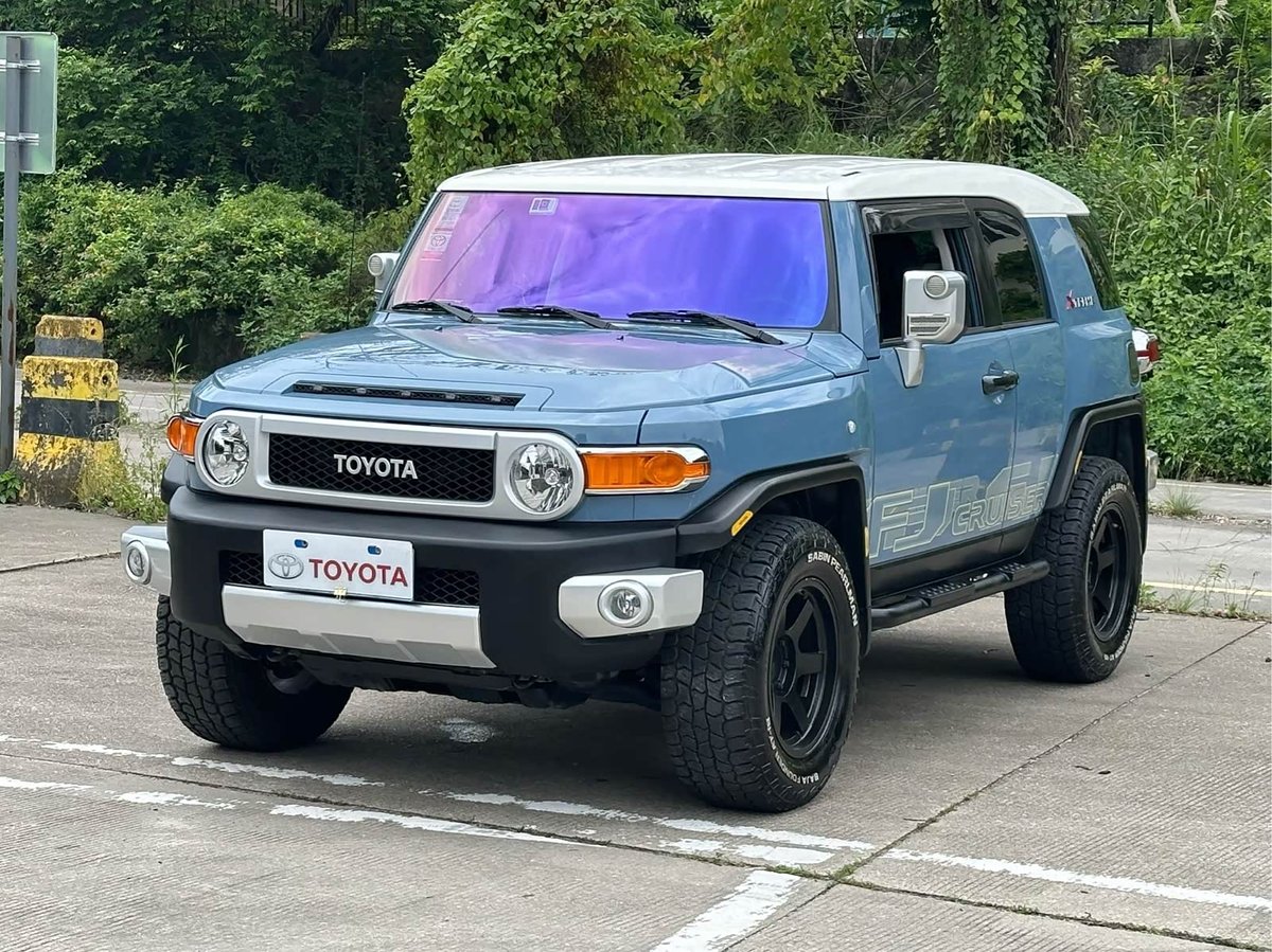 Toyota FJ
