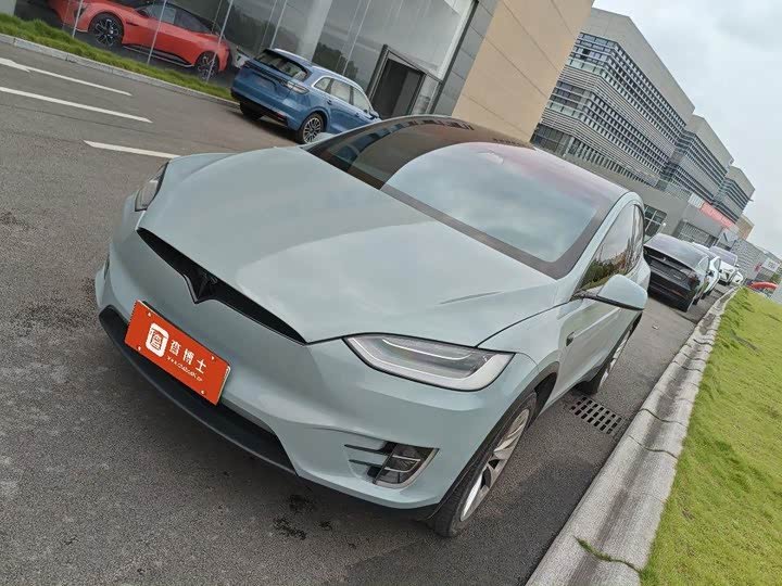 Tesla Model X