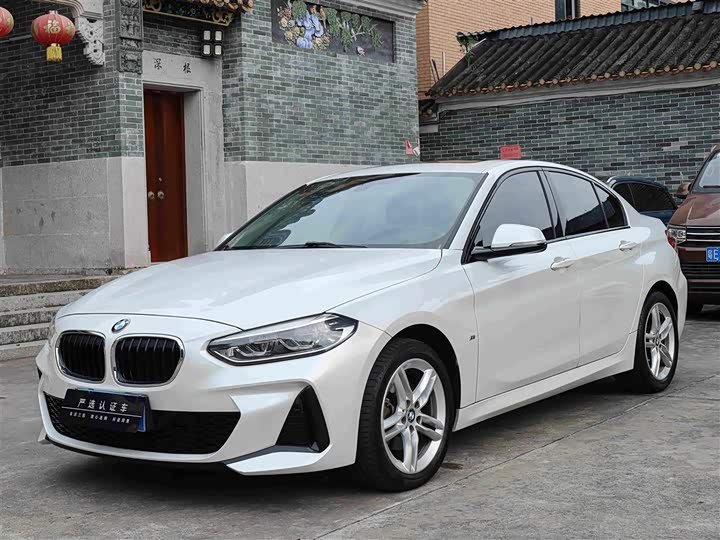 BMW 120i