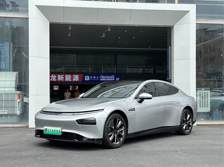 Xpeng P7