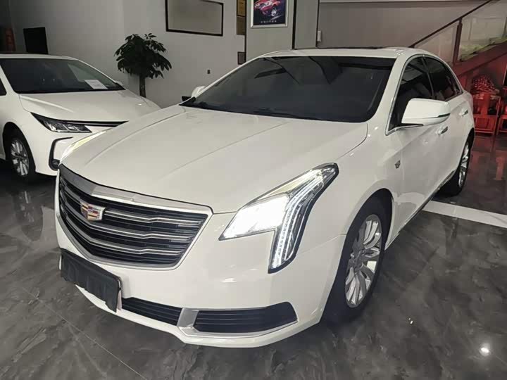 Cadillac XTS