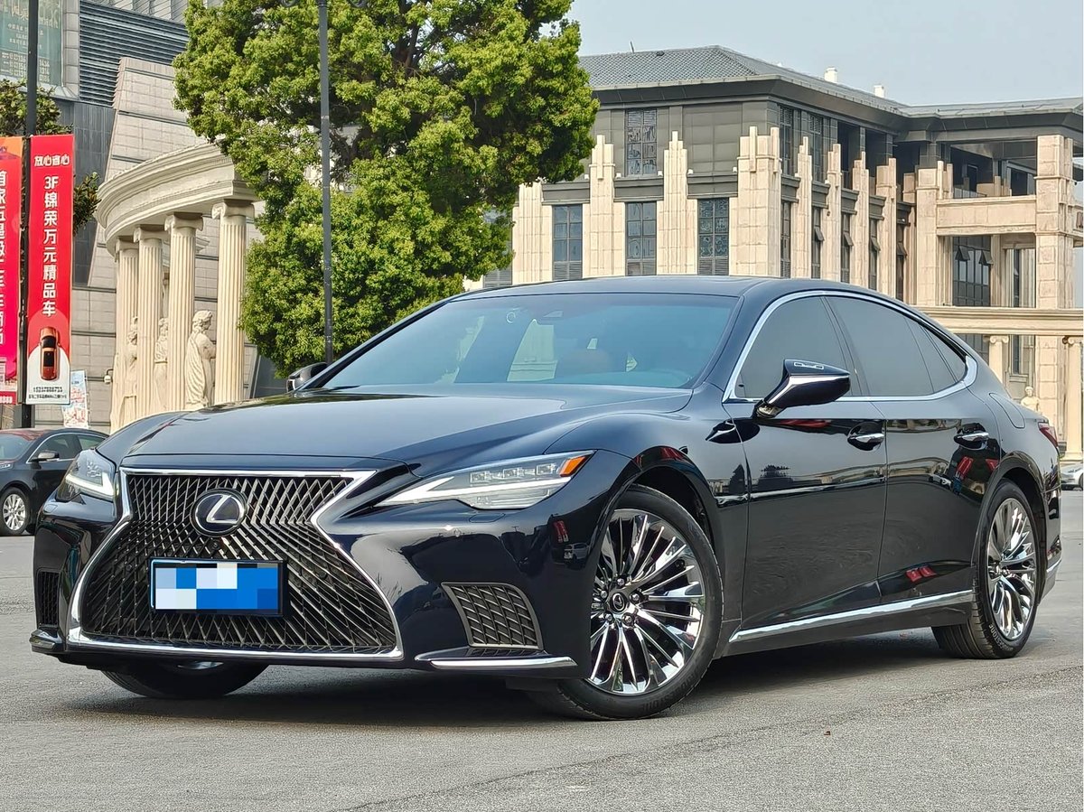 Lexus LS