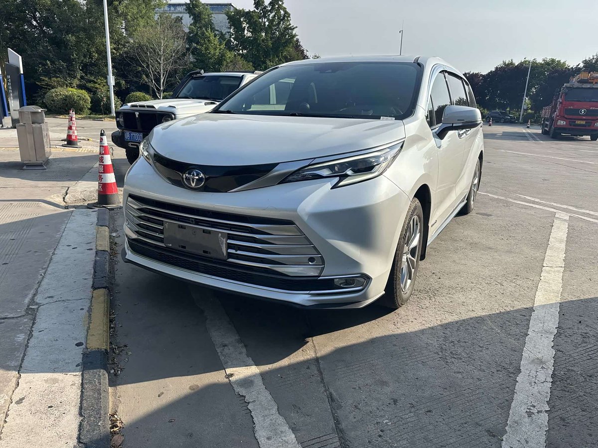 Toyota Sienna