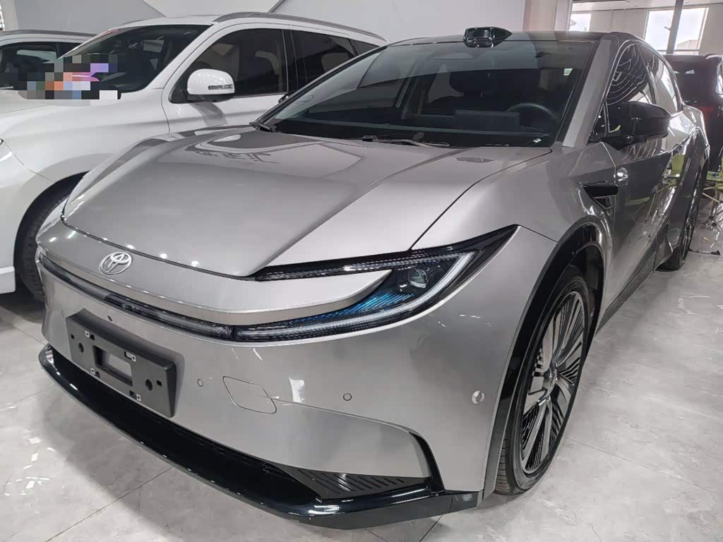 Toyota bZ5