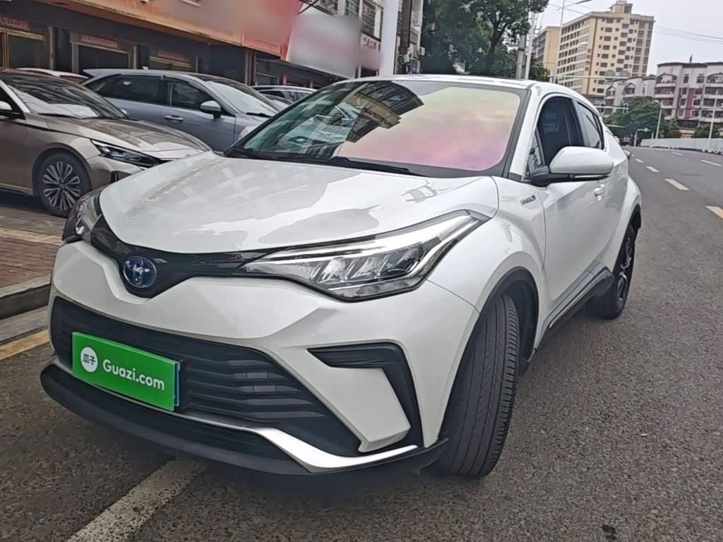 Toyota C-HR IZOA