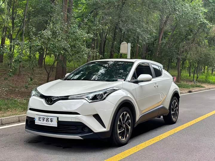 Toyota C-HR IZOA