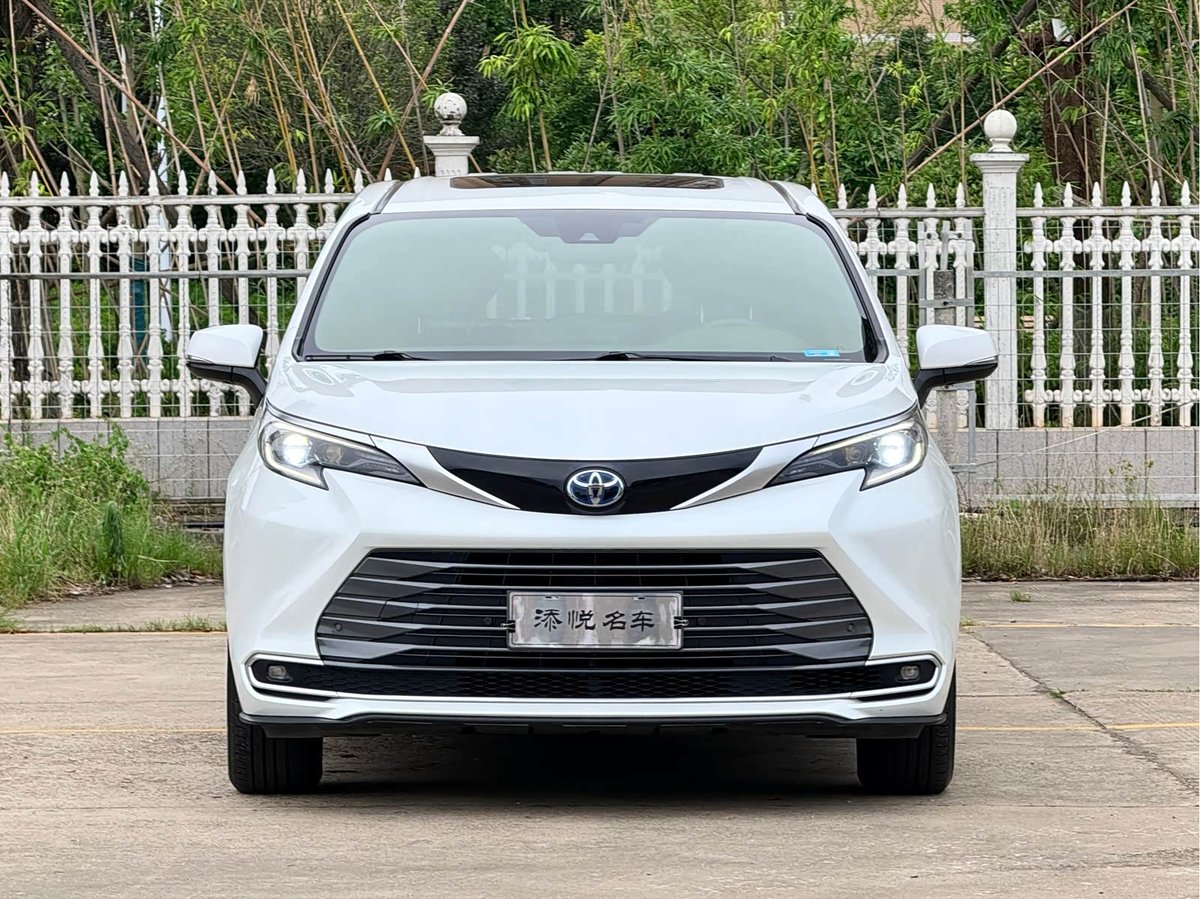 Toyota Sienna