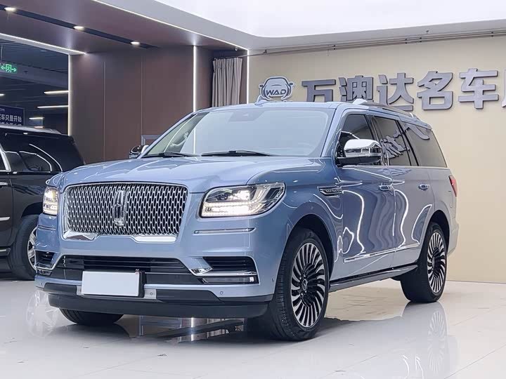 Lincoln Navigator
