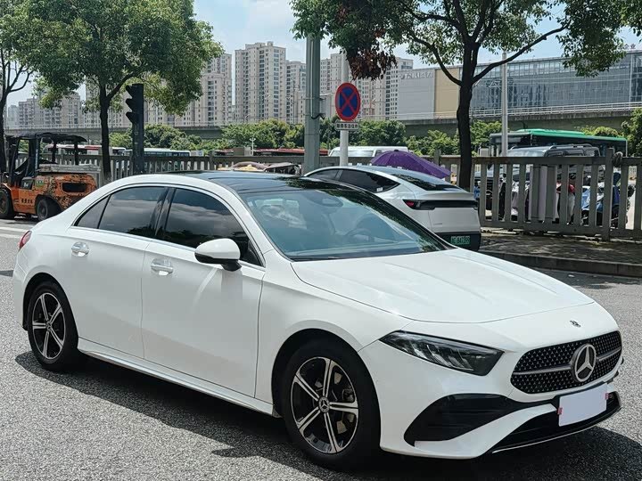 Mercedes-Benz A