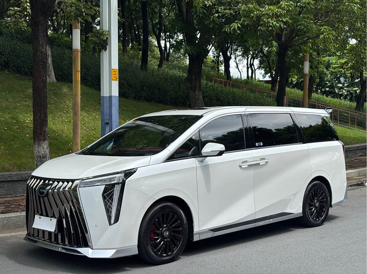 Trumpchi M8