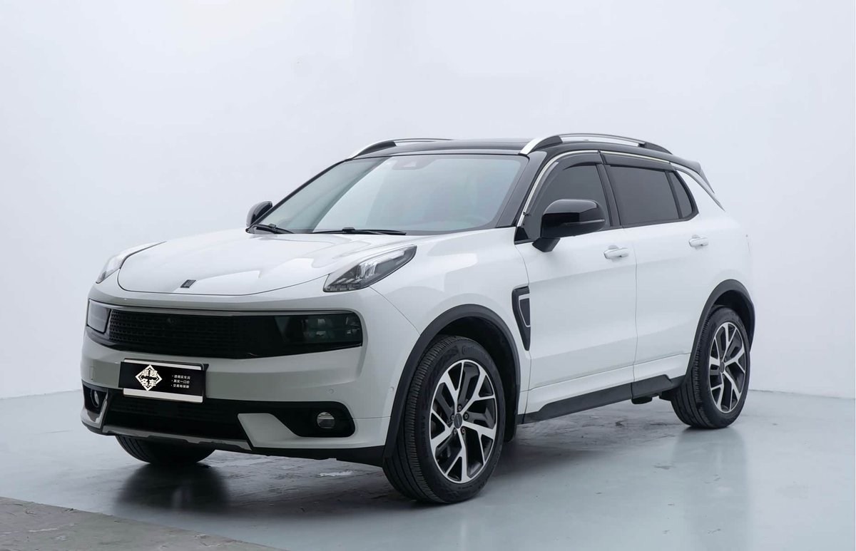 Lynk & Co 01