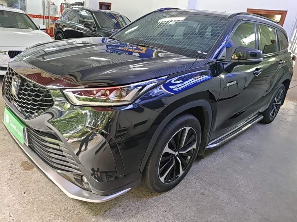 Toyota Crown Land Cruiser