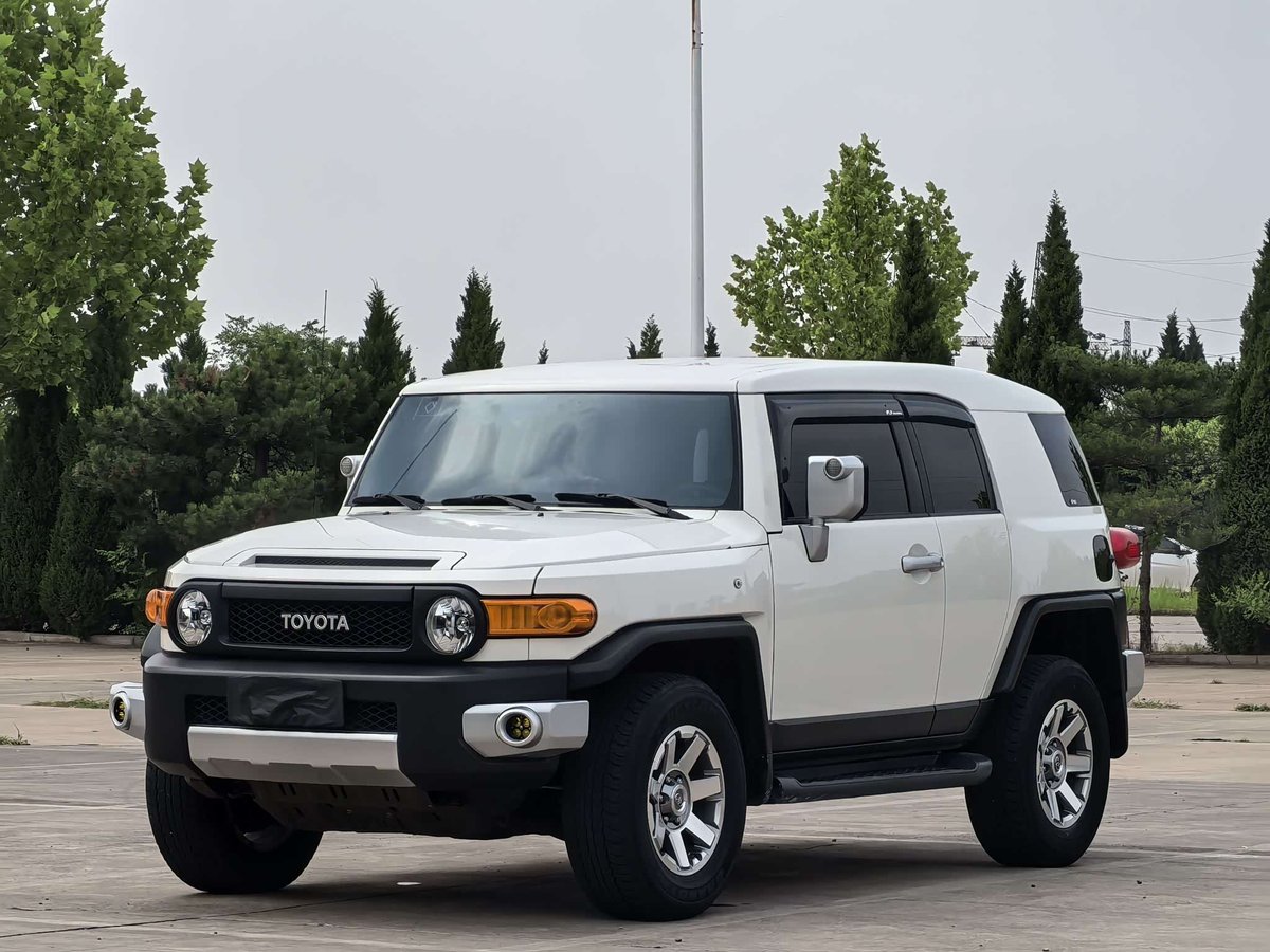 Toyota FJ