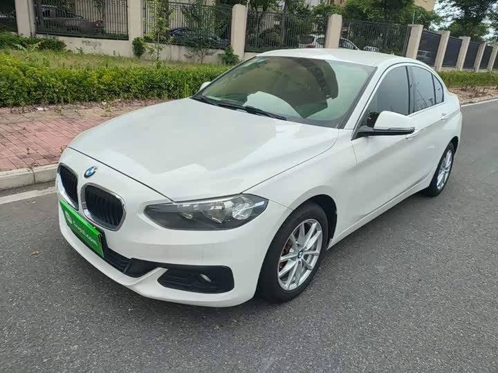 BMW 118i