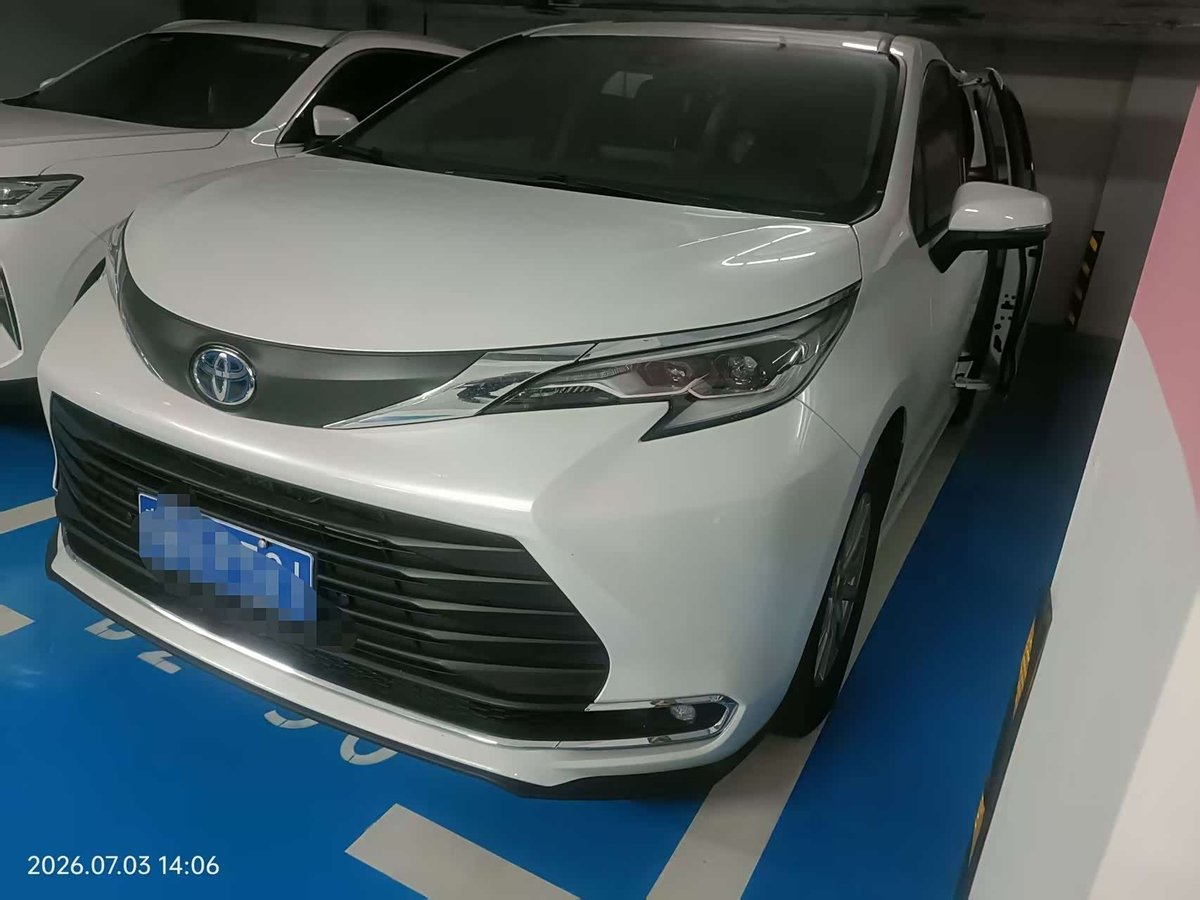 Toyota Sienna