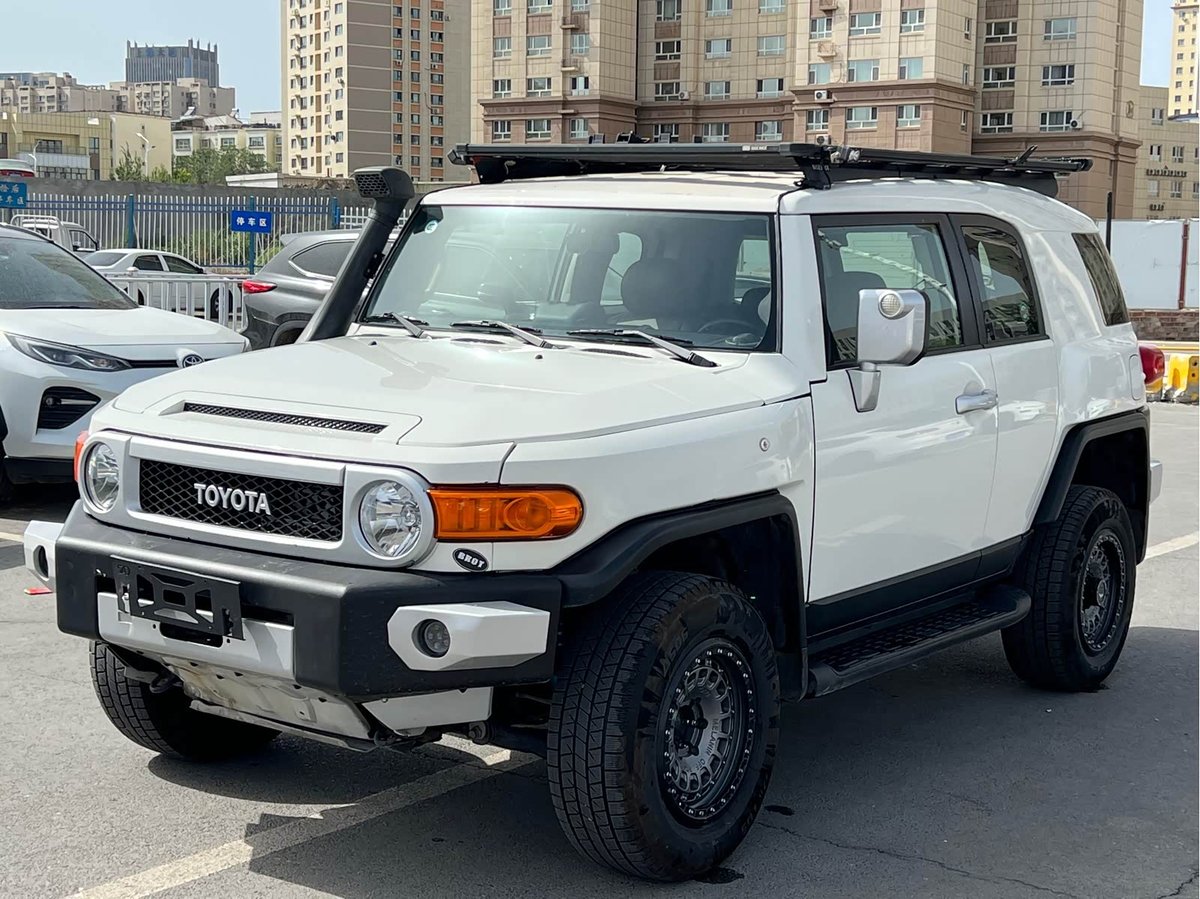 Toyota FJ