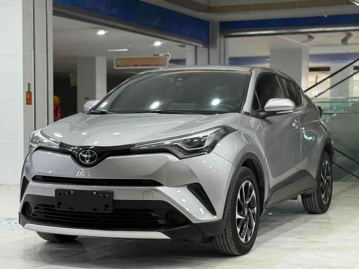 Toyota C-HR IZOA