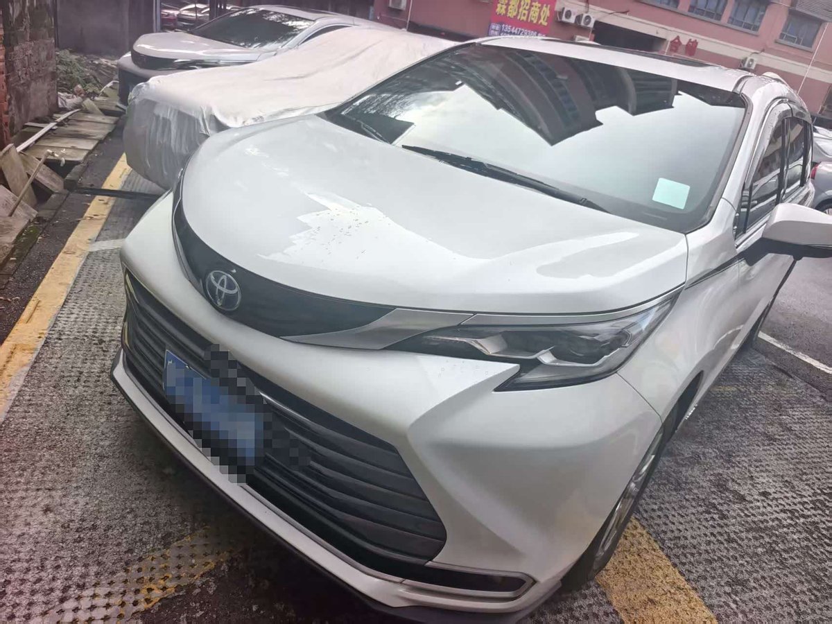 Toyota Sienna