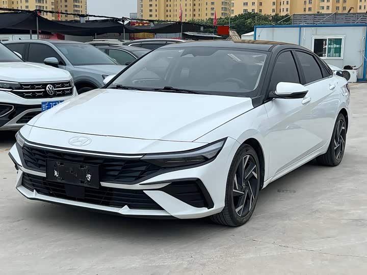 Hyundai Elantra