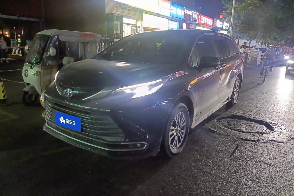 Toyota Sienna