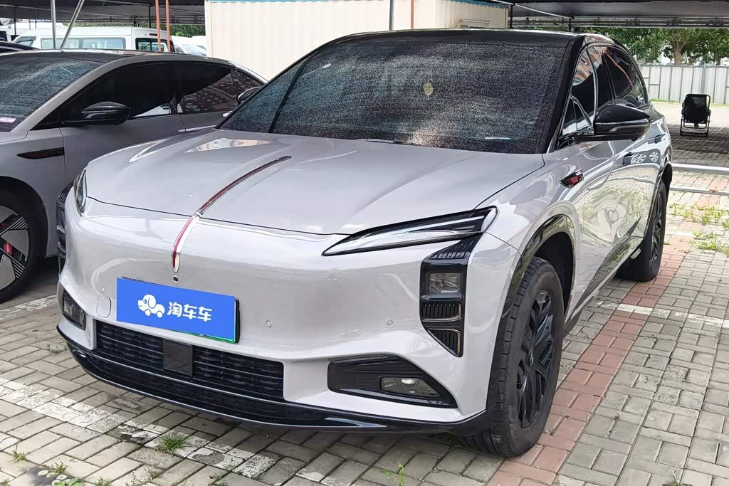 Hongqi Tiangong 08