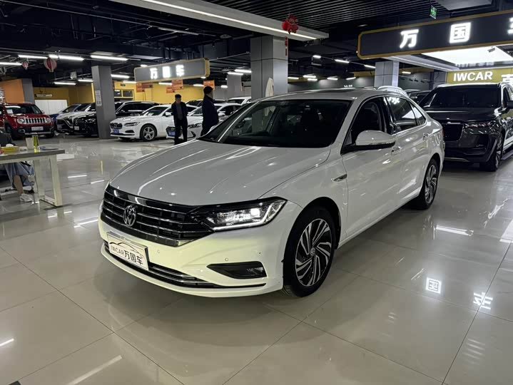 Volkswagen Sagitar