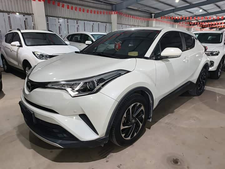 Toyota C-HR IZOA