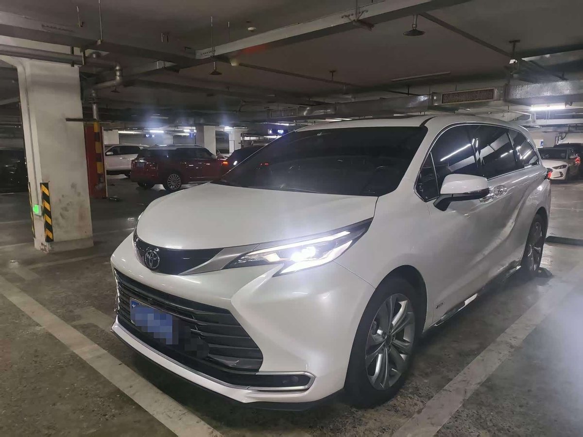 Toyota Sienna