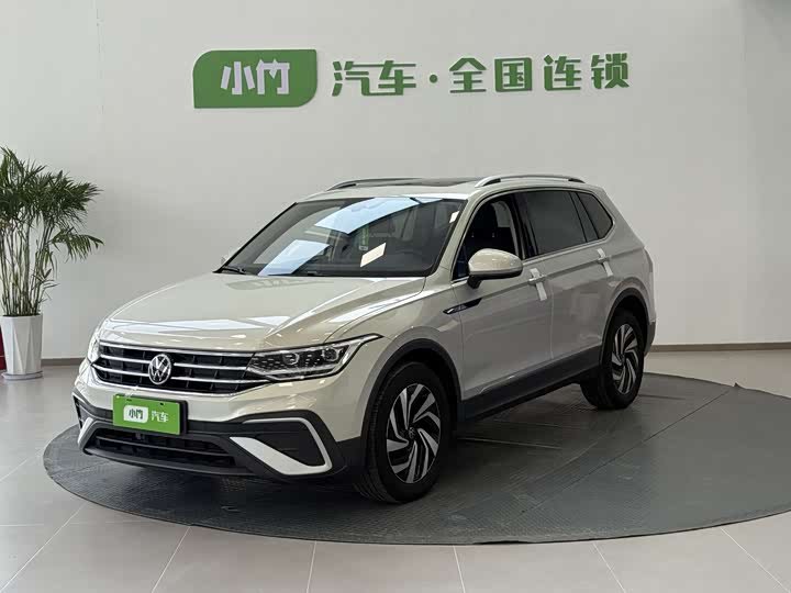 Volkswagen Tiguan L