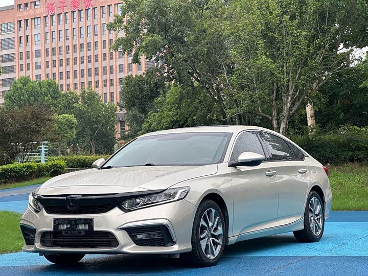 Honda Inspire