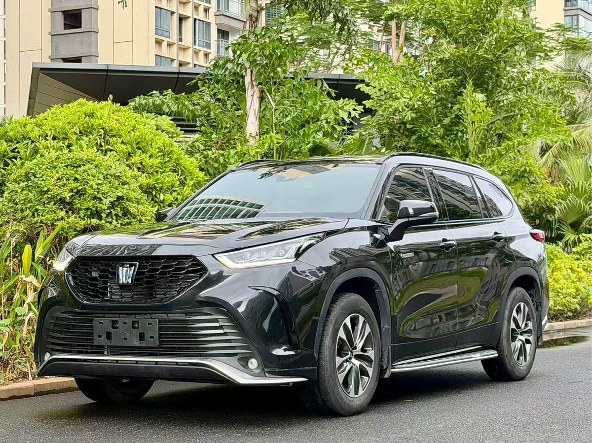 Toyota Crown Land Cruiser
