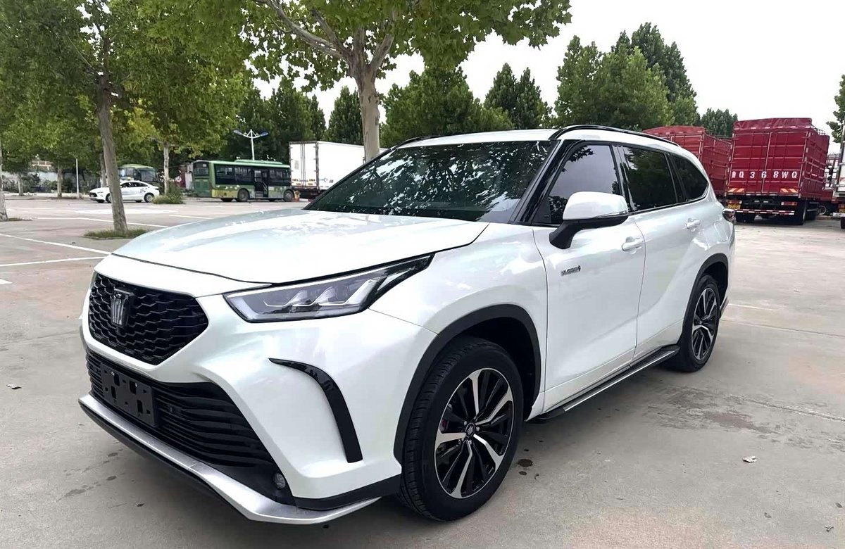 Toyota Crown Land Cruiser