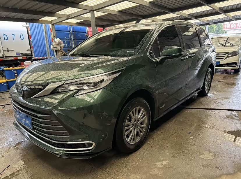 Toyota Sienna