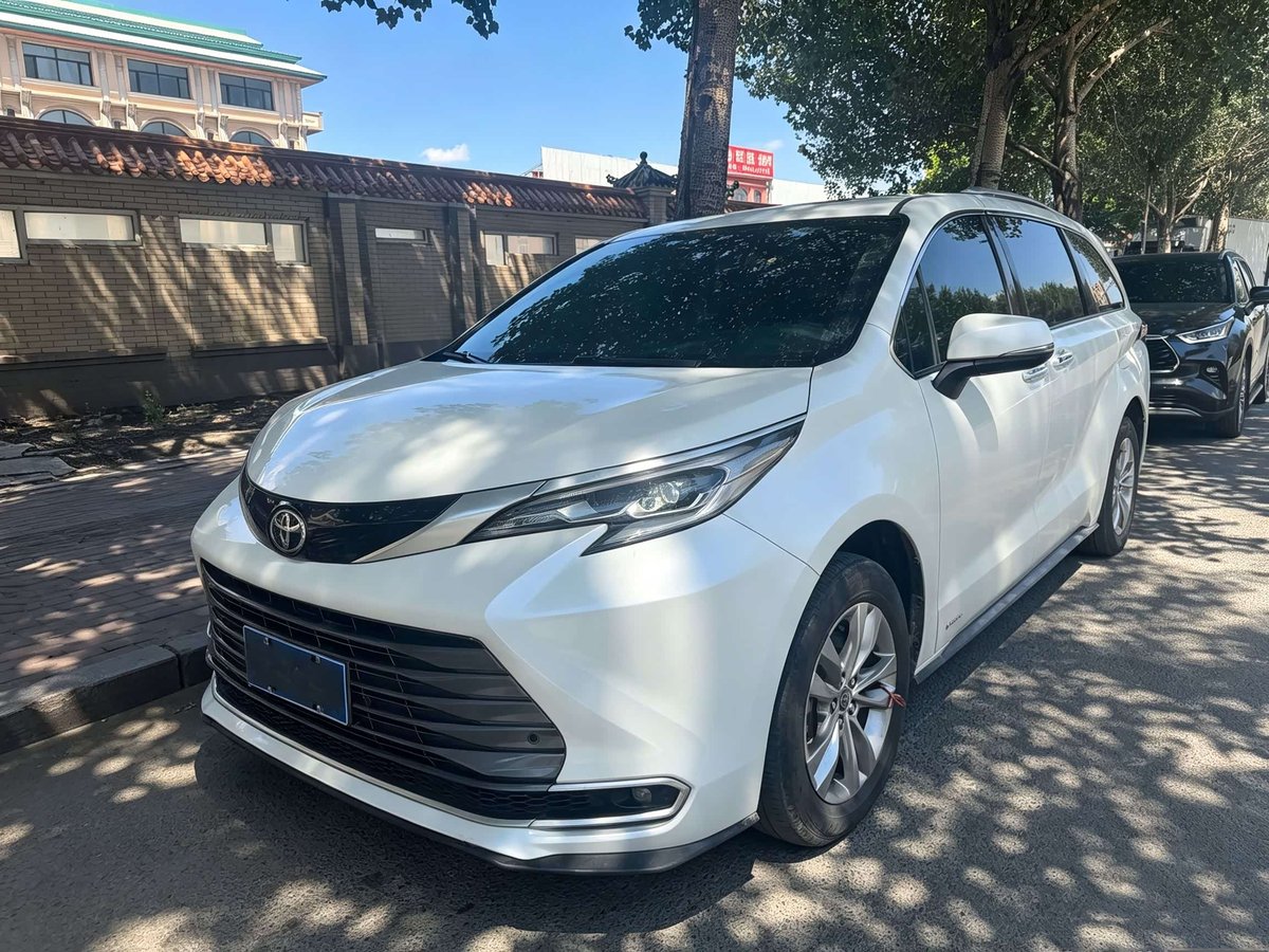Toyota Sienna