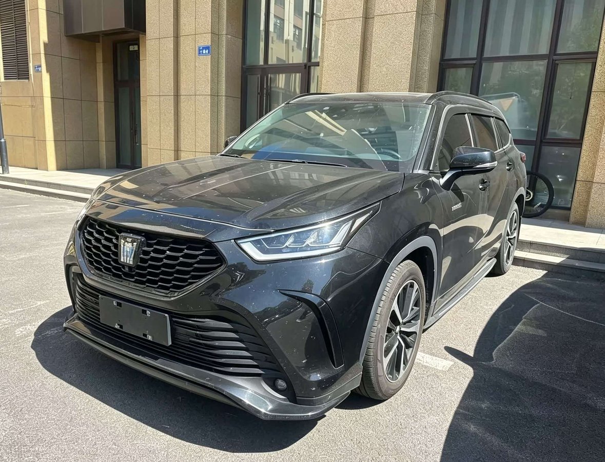 Toyota Crown Land Cruiser